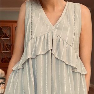 Doe & Rae light gray/blue blouse